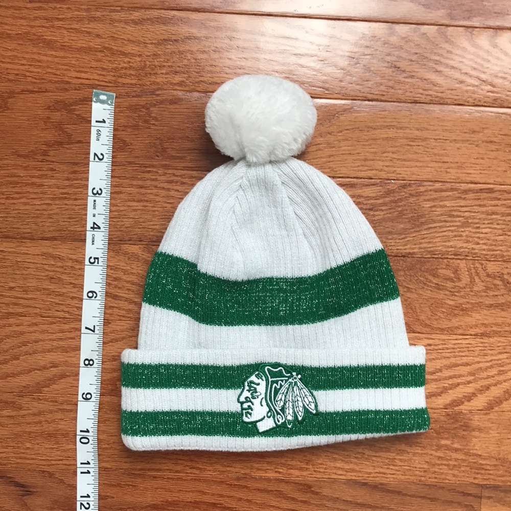 Blackhawks Hat - Picture 13 of 13